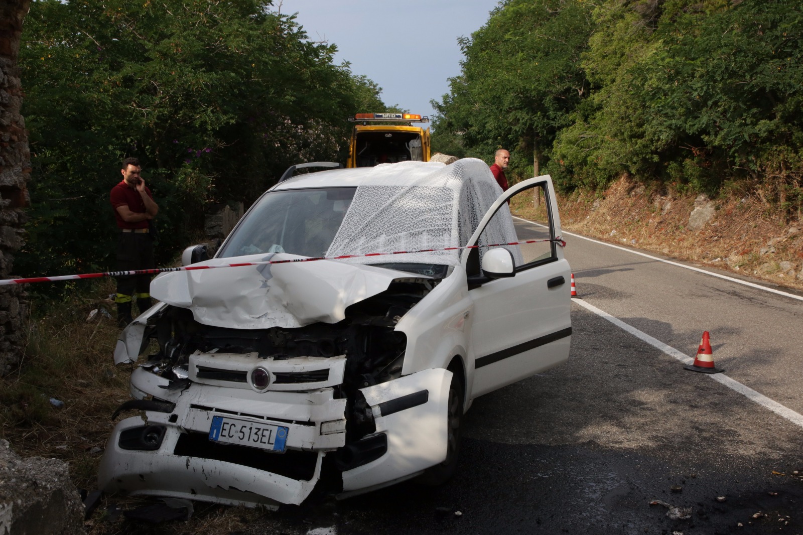 MESSINA: Incidente Mortale Sulla Statale 113. Auto Si Schianta Contro ...